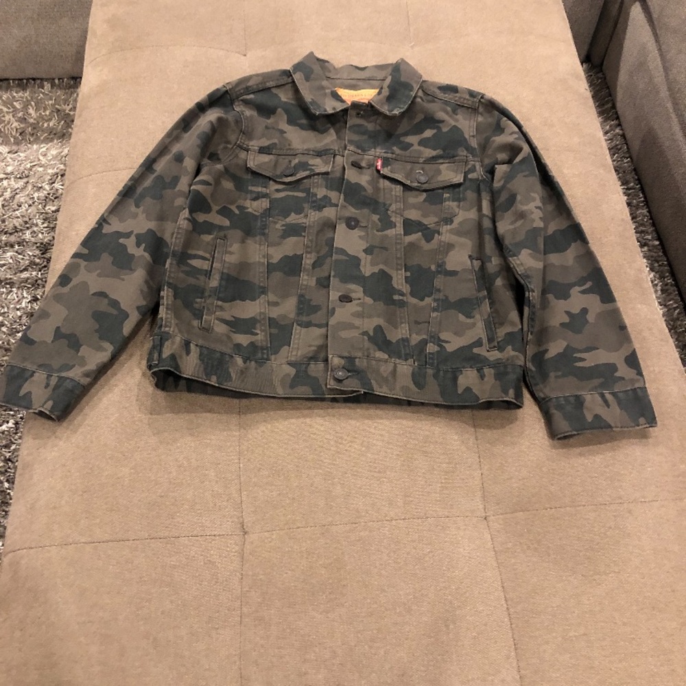 Kid Levi’s jacket